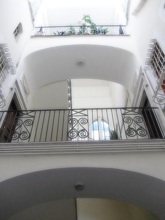 4 Camere A Трани Экстерьер фото